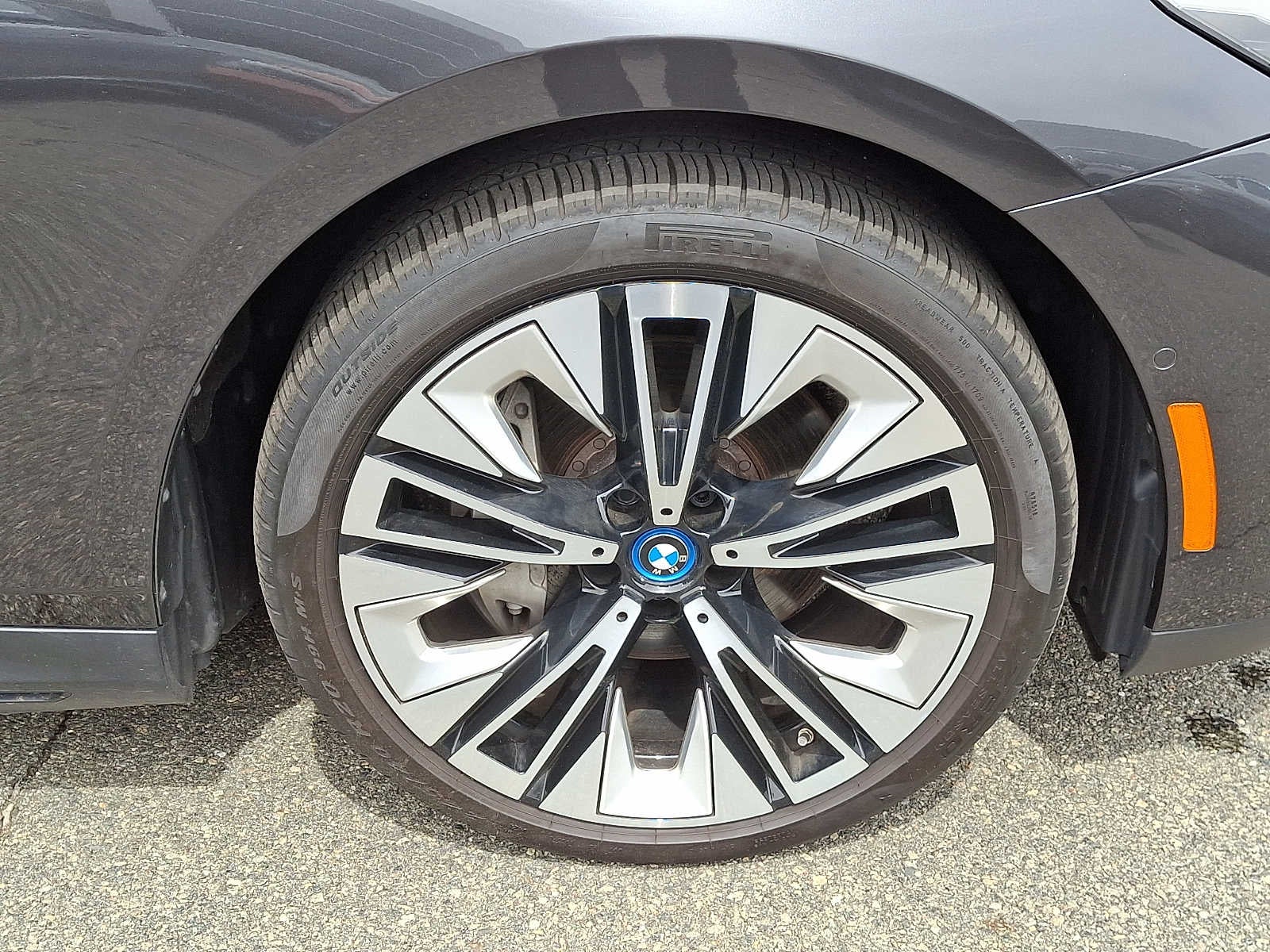 2025 BMW i5 xDrive40 Sedan