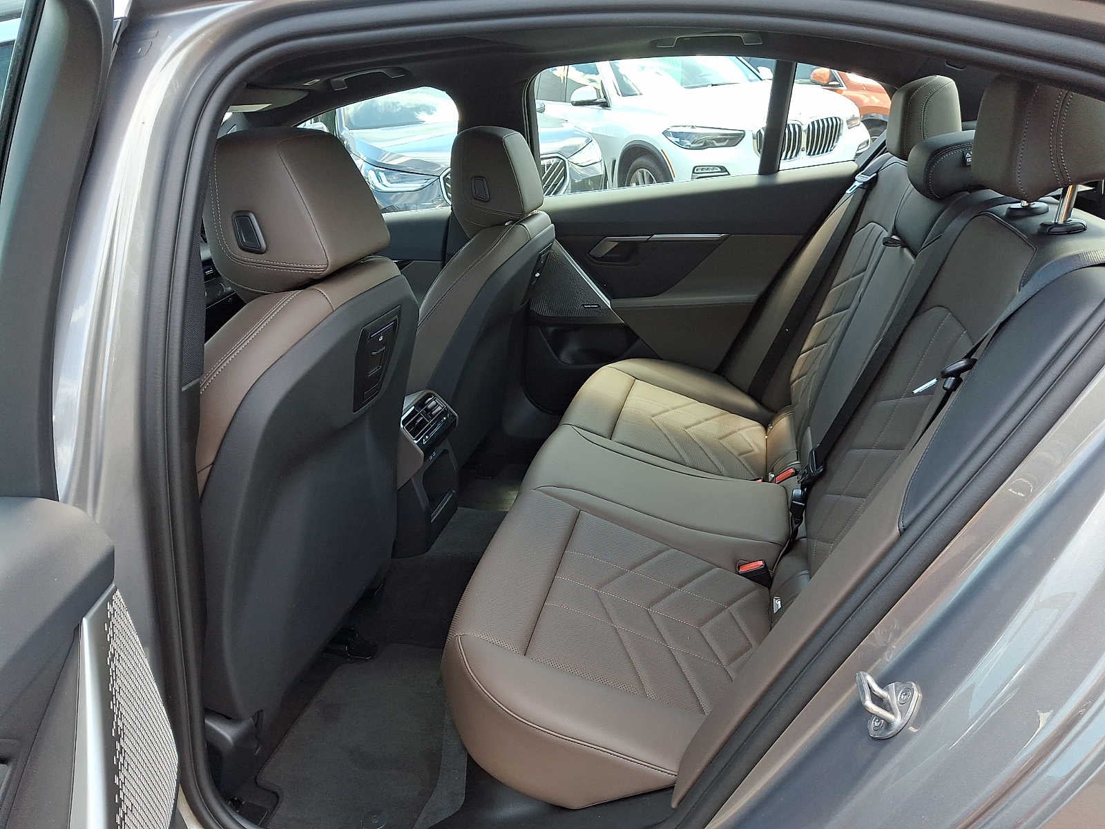2025 BMW i5 xDrive40 Sedan