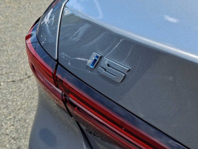 2025 BMW i5 xDrive40 Sedan