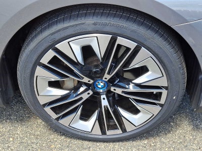 2025 BMW i5 xDrive40 Sedan