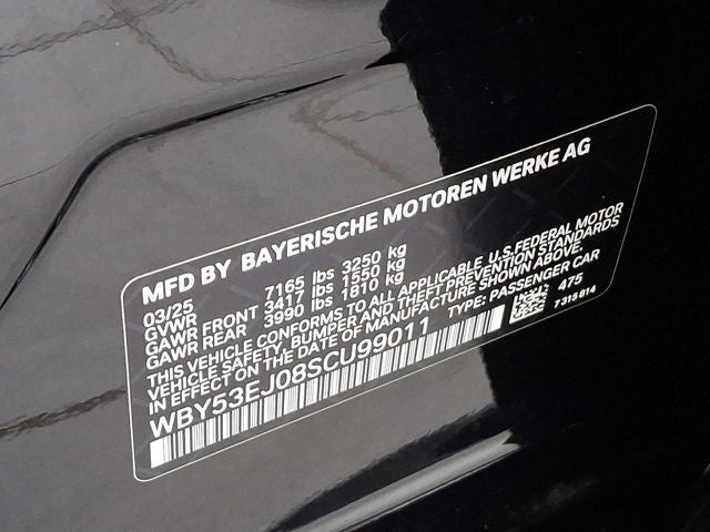 2025 BMW i7 xDrive60 Sedan