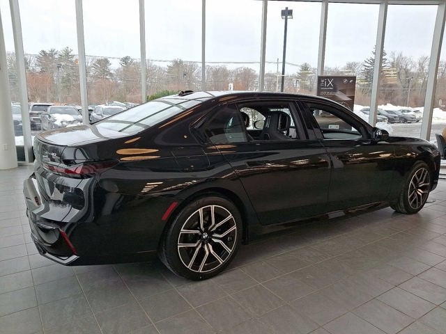2025 BMW i7 xDrive60 Sedan