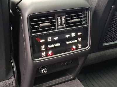 2025 Porsche Cayenne Coupe AWD
