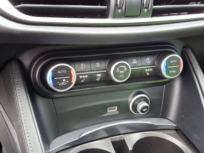 2022 Alfa Romeo Stelvio Veloce AWD