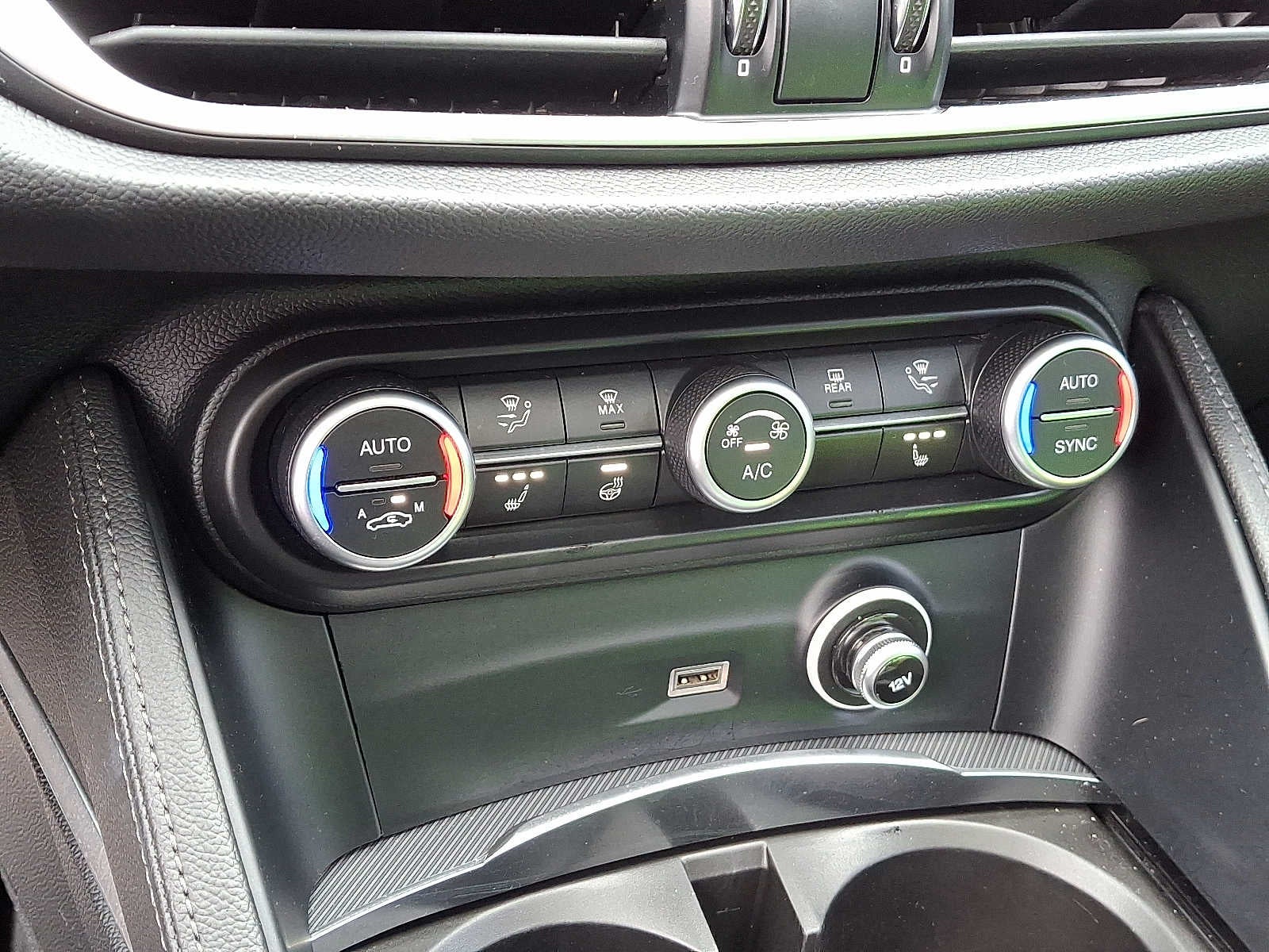 2022 Alfa Romeo Stelvio Veloce AWD