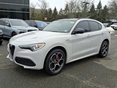 2022 Alfa Romeo Stelvio Veloce AWD