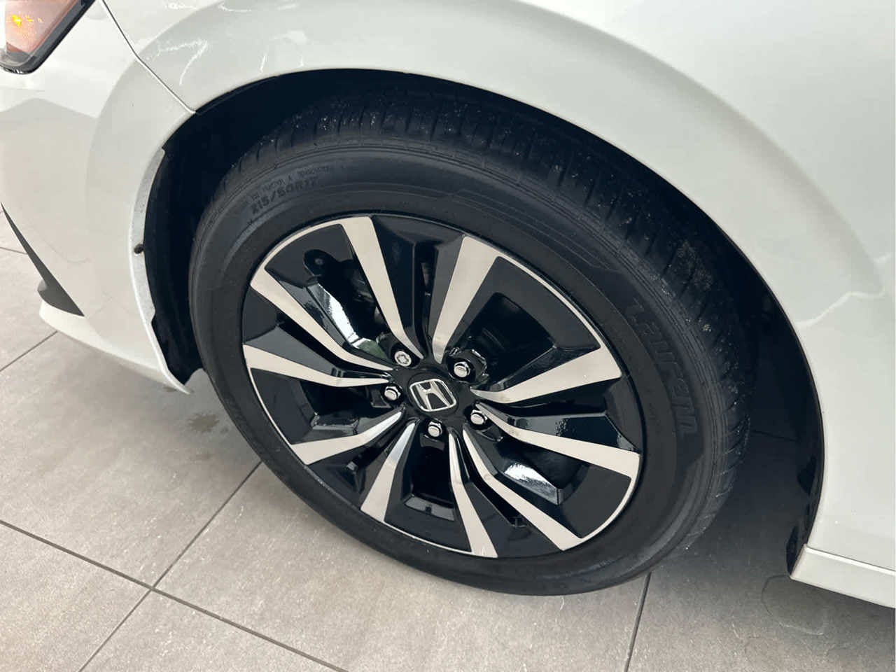 2022 Honda Civic Hatchback EX-L CVT