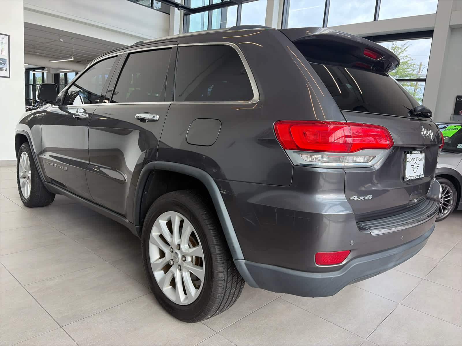 2017 Jeep Grand Cherokee Limited 4x4