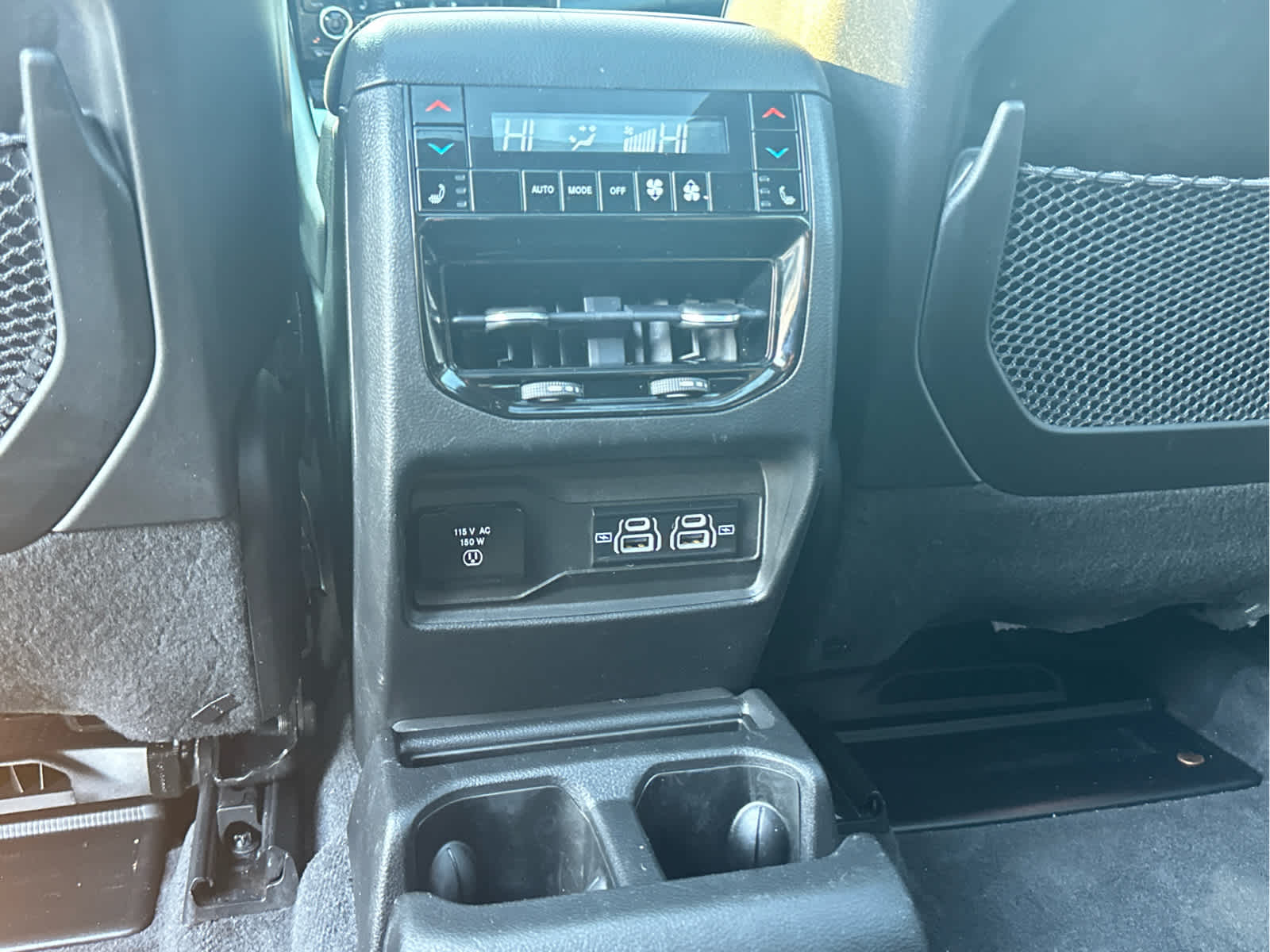 2022 Jeep Grand Cherokee L Overland 4x4