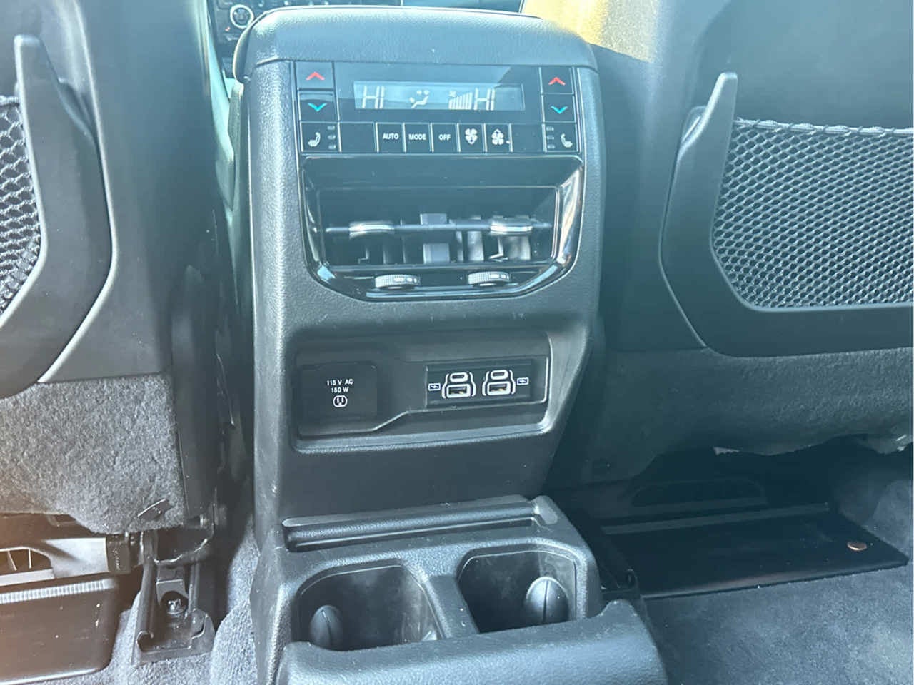 2022 Jeep Grand Cherokee L Overland 4x4