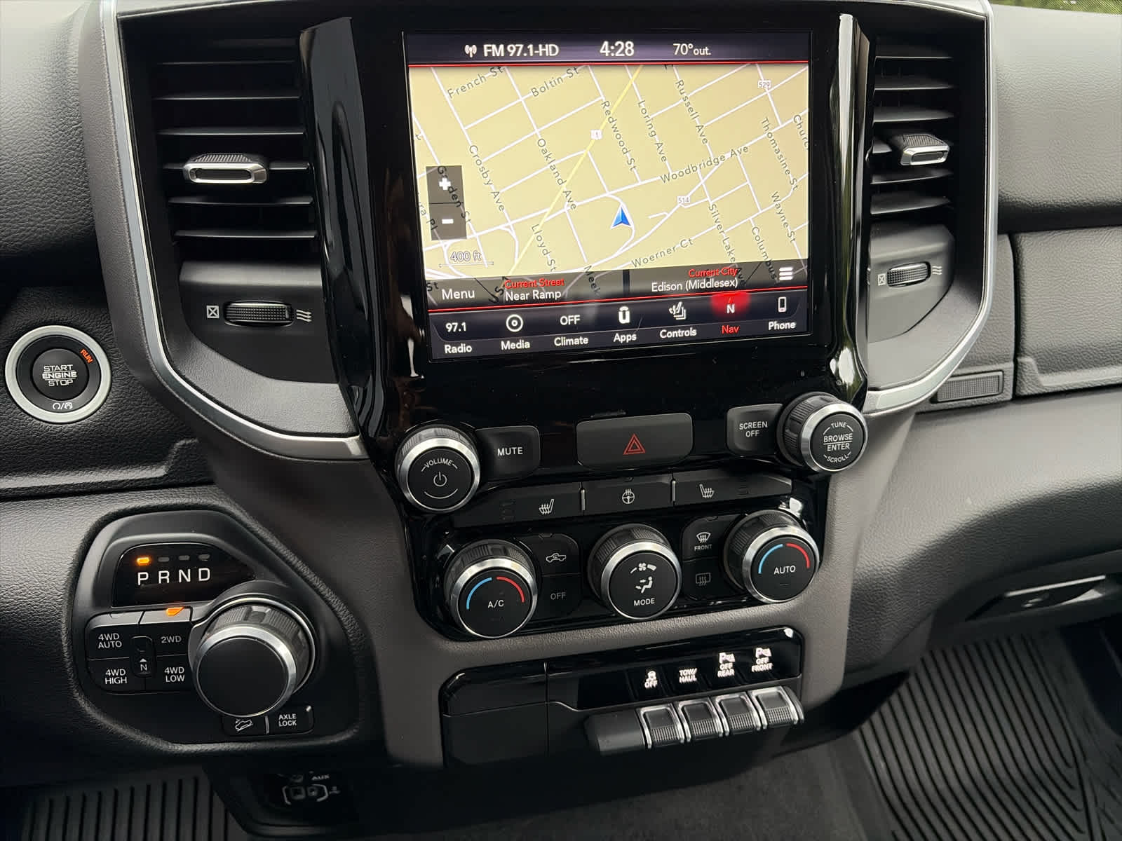 2019 RAM 1500 Big Horn/Lone Star 4x4 Quad Cab 64 Box