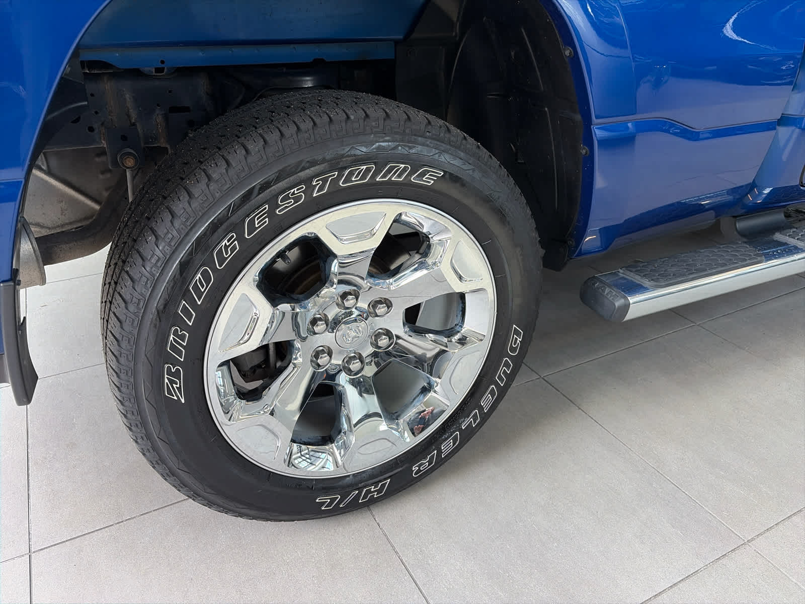 2019 RAM 1500 Big Horn/Lone Star 4x4 Quad Cab 64 Box