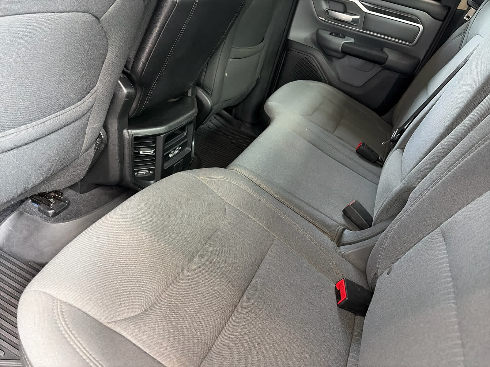 2019 RAM 1500 Big Horn/Lone Star 4x4 Quad Cab 64 Box