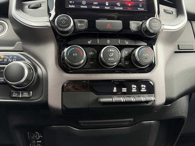 2019 RAM 1500 Big Horn/Lone Star 4x4 Quad Cab 64 Box