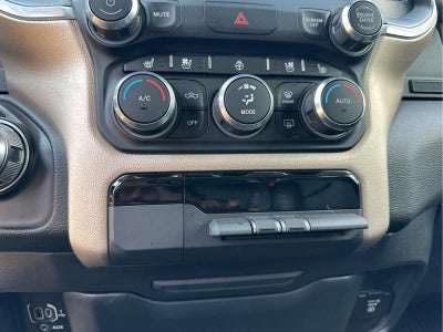 2022 RAM 1500 Laramie 4x4 Crew Cab 57 Box