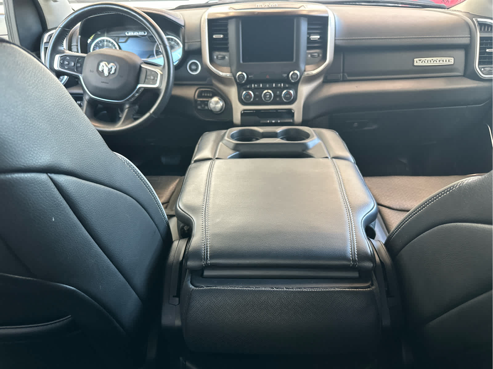 2022 RAM 1500 Laramie 4x4 Crew Cab 57 Box