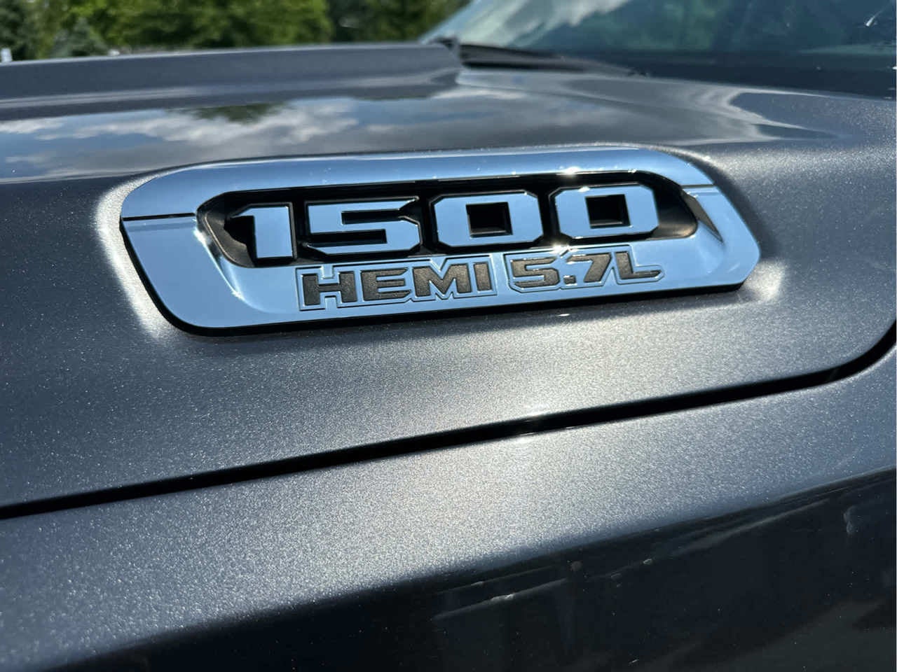 2022 RAM 1500 Laramie 4x4 Crew Cab 57 Box