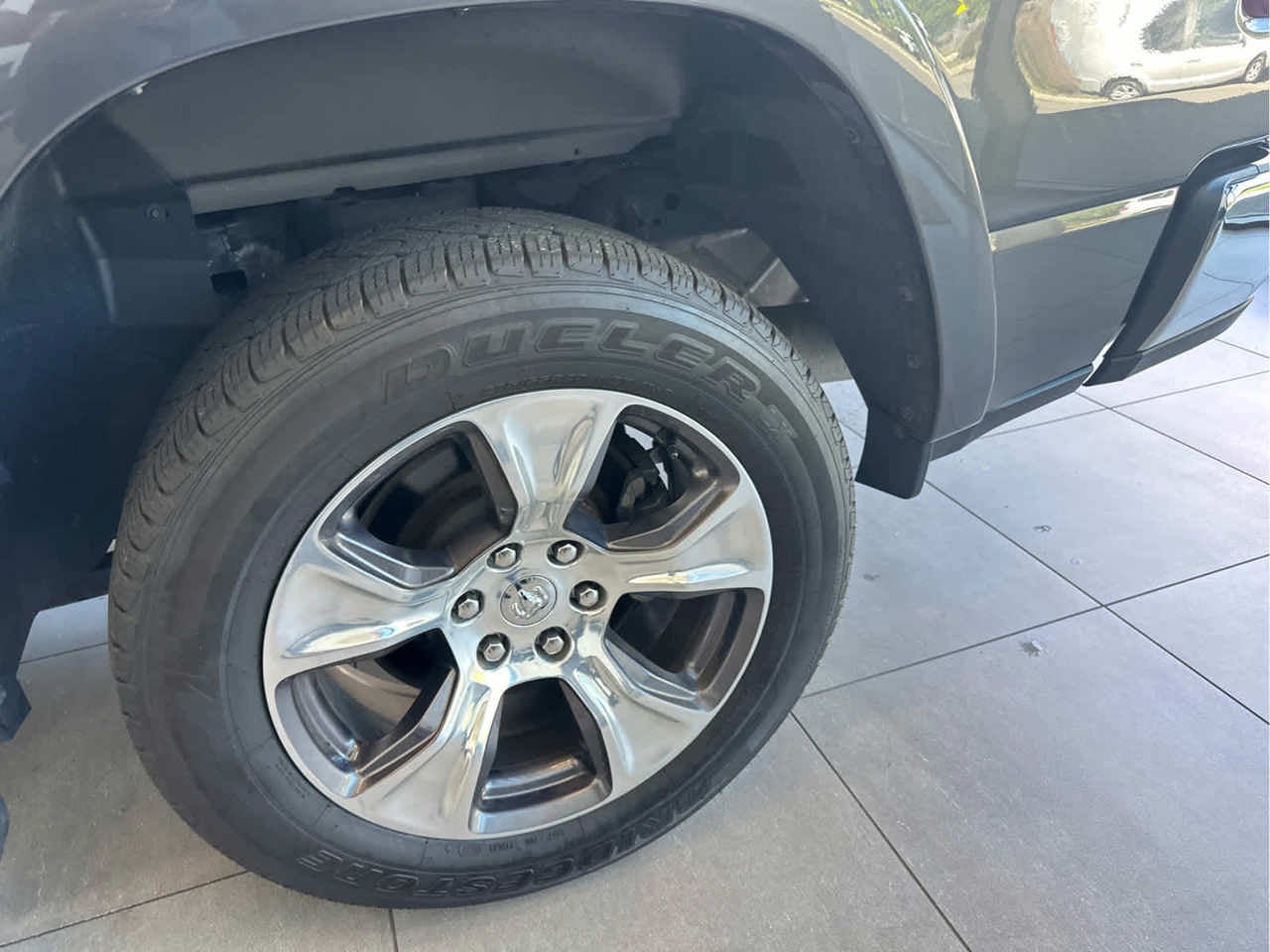 2022 RAM 1500 Laramie 4x4 Crew Cab 57 Box