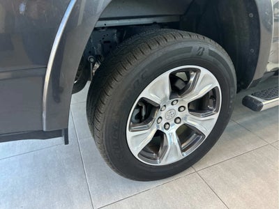 2022 RAM 1500 Laramie 4x4 Crew Cab 57 Box