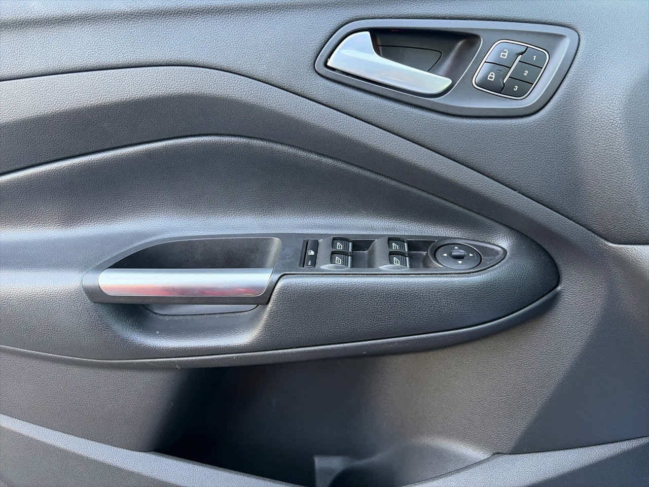 2017 Ford Escape Titanium 4WD
