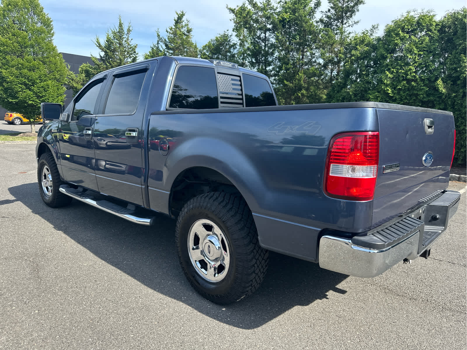 2005 Ford F-150 SuperCrew 139 XLT 4WD