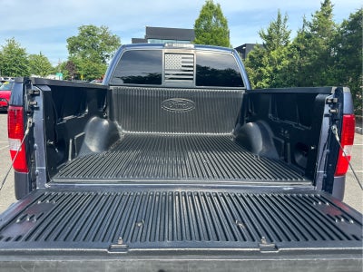 2005 Ford F-150 SuperCrew 139 XLT 4WD