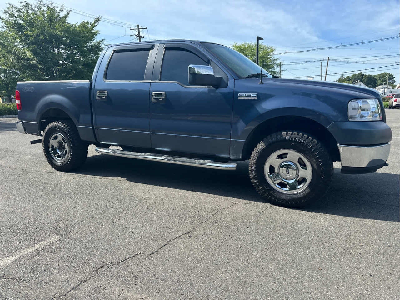 2005 Ford F-150 SuperCrew 139 XLT 4WD