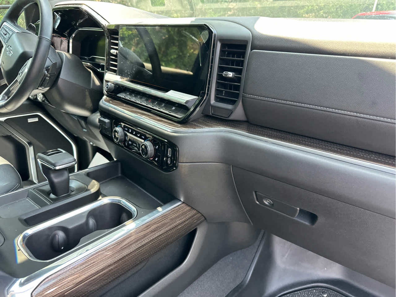 2024 Chevrolet Silverado 1500 4WD Crew Cab 147 RST