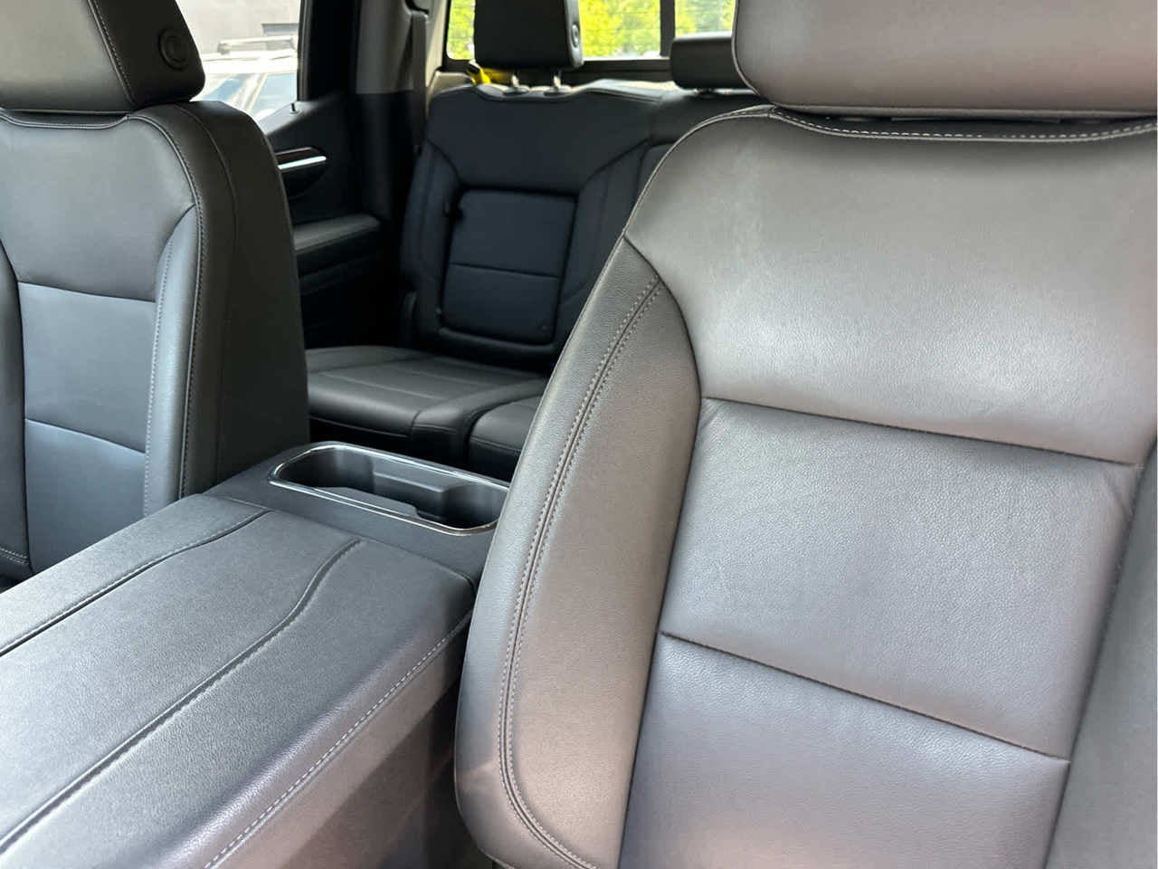 2024 Chevrolet Silverado 1500 4WD Crew Cab 147 RST