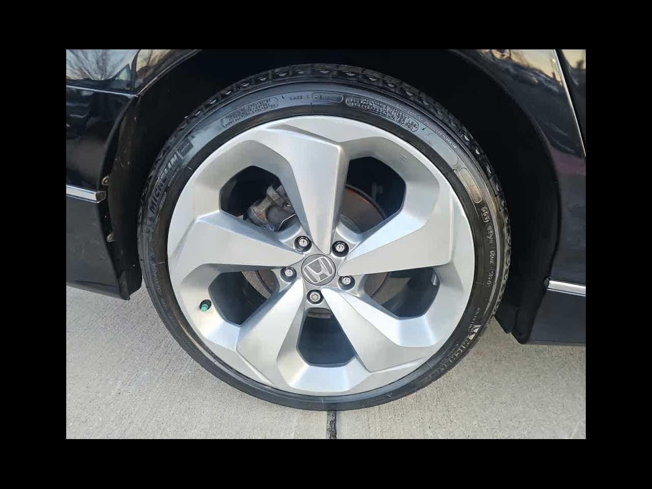 2018 Honda Accord Touring 1.5T CVT