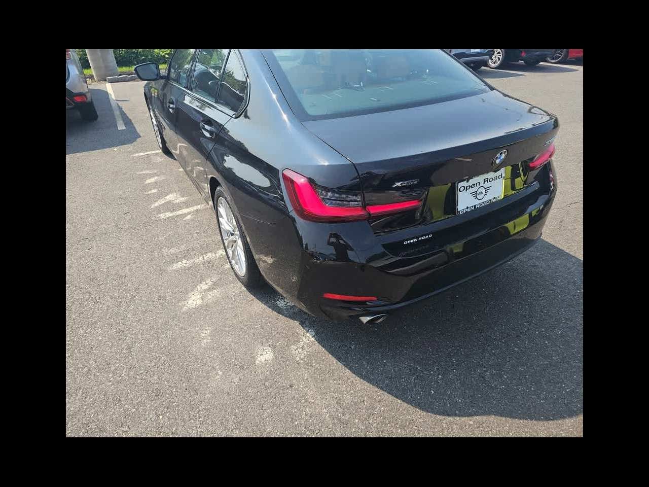 2023 BMW 3 Series 330i xDrive Sedan