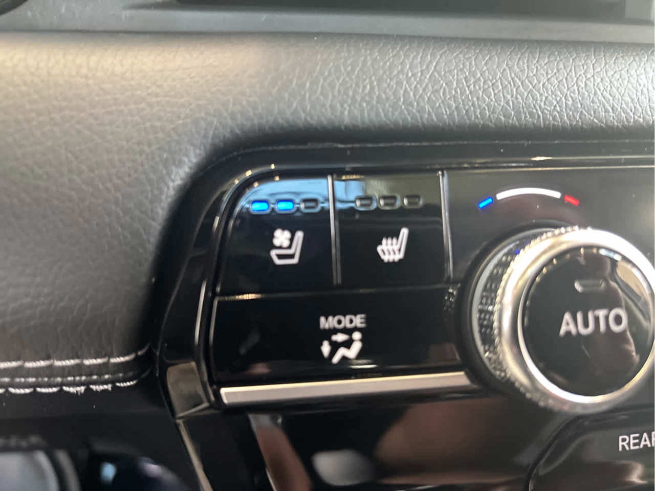 2023 Honda Pilot Elite AWD