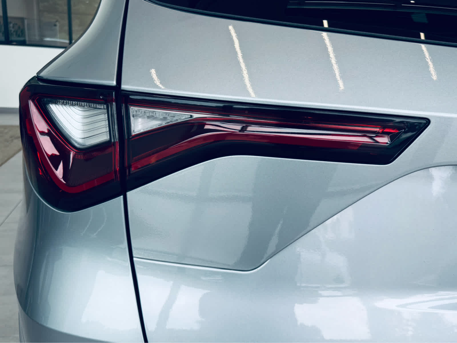 2025 Acura MDX SH-AWD w/Technology Package