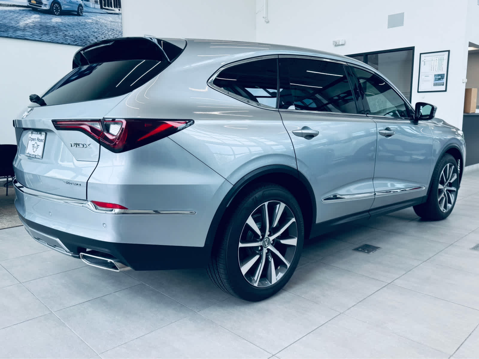 2025 Acura MDX SH-AWD w/Technology Package