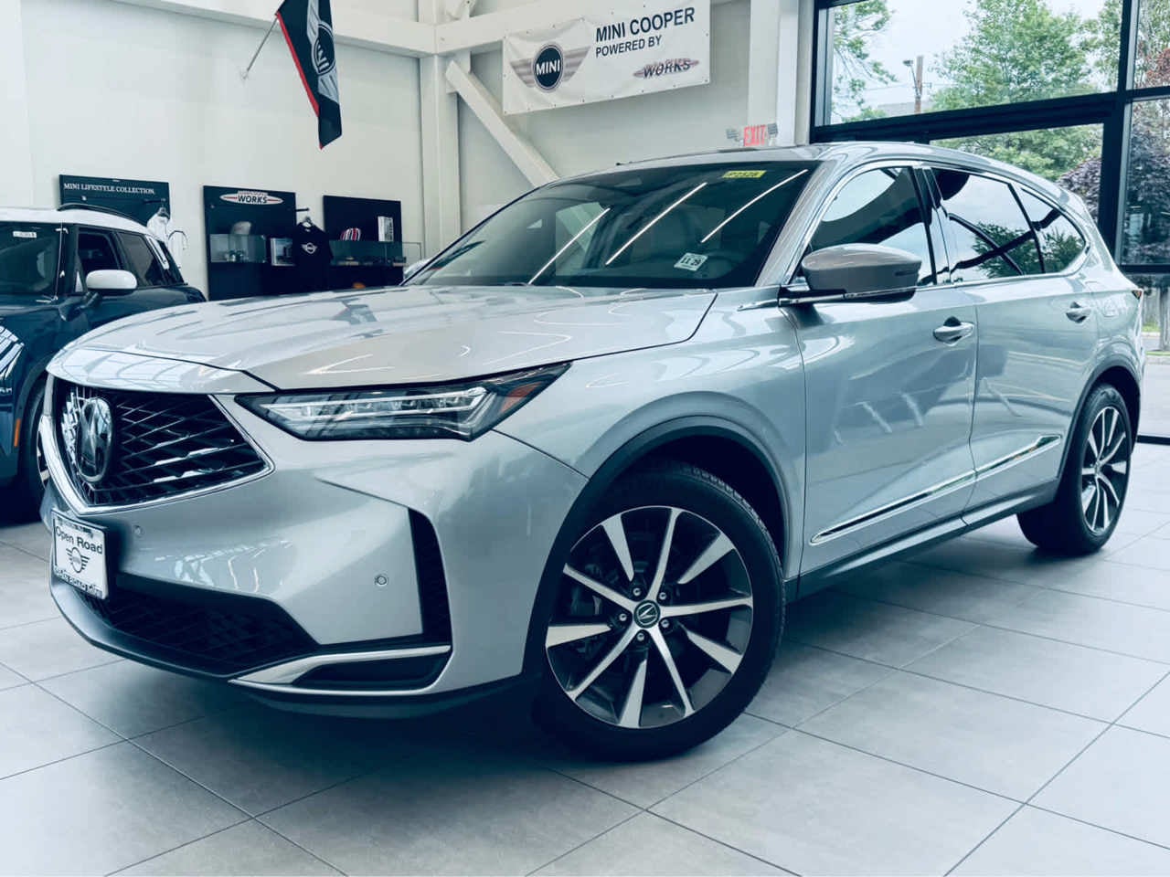 2025 Acura MDX SH-AWD w/Technology Package