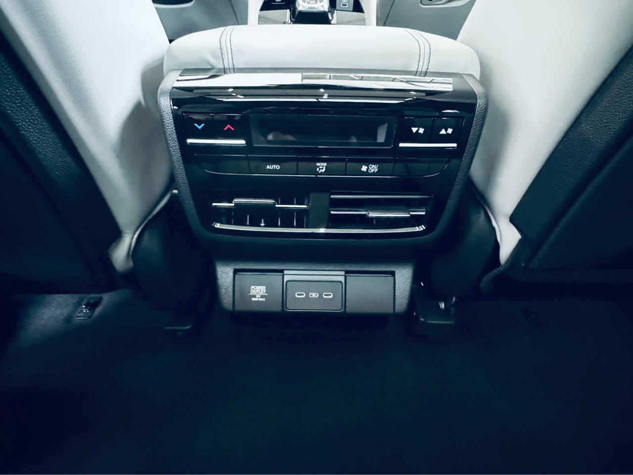 2025 Acura MDX SH-AWD w/Technology Package
