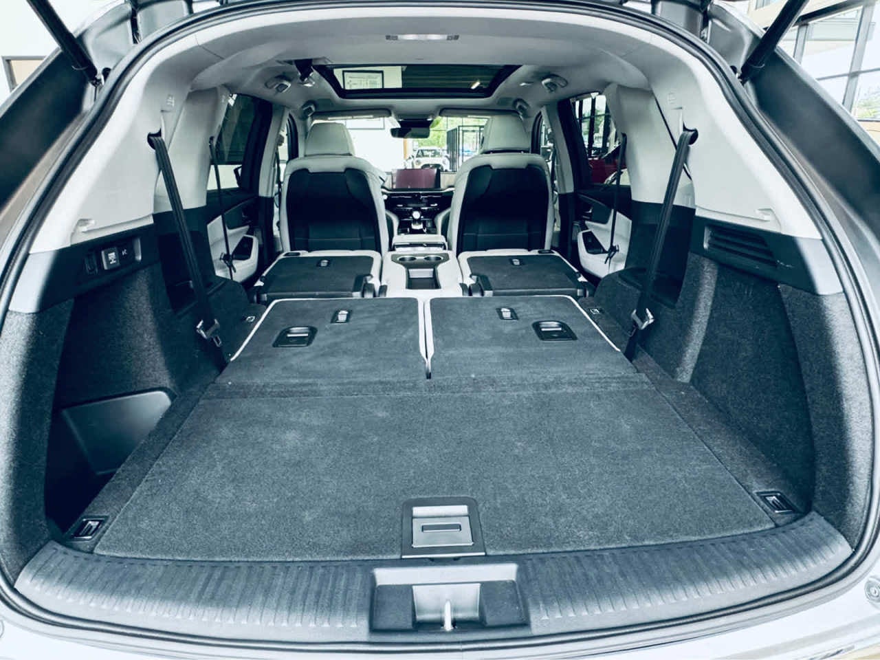 2025 Acura MDX SH-AWD w/Technology Package
