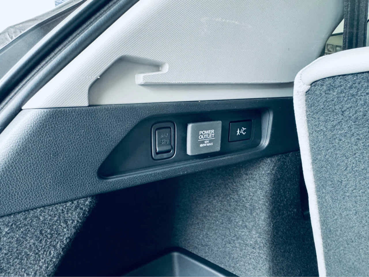 2025 Acura MDX SH-AWD w/Technology Package