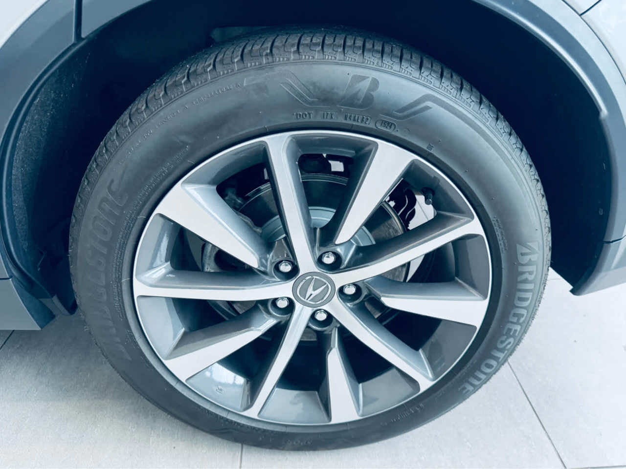2025 Acura MDX SH-AWD w/Technology Package