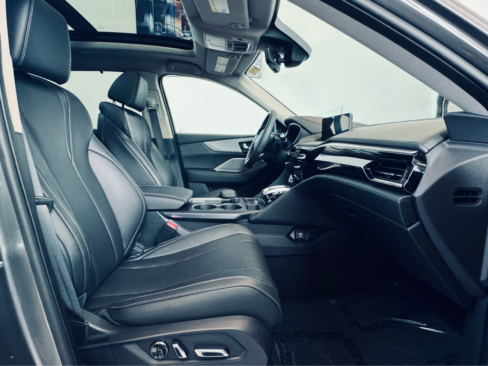 2024 Acura MDX SH-AWD w/Technology Package