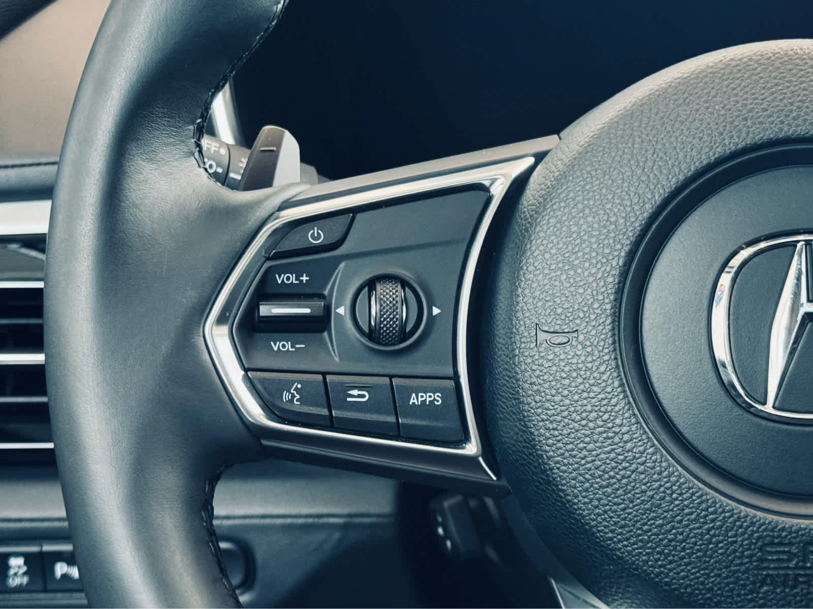 2024 Acura MDX SH-AWD w/Technology Package