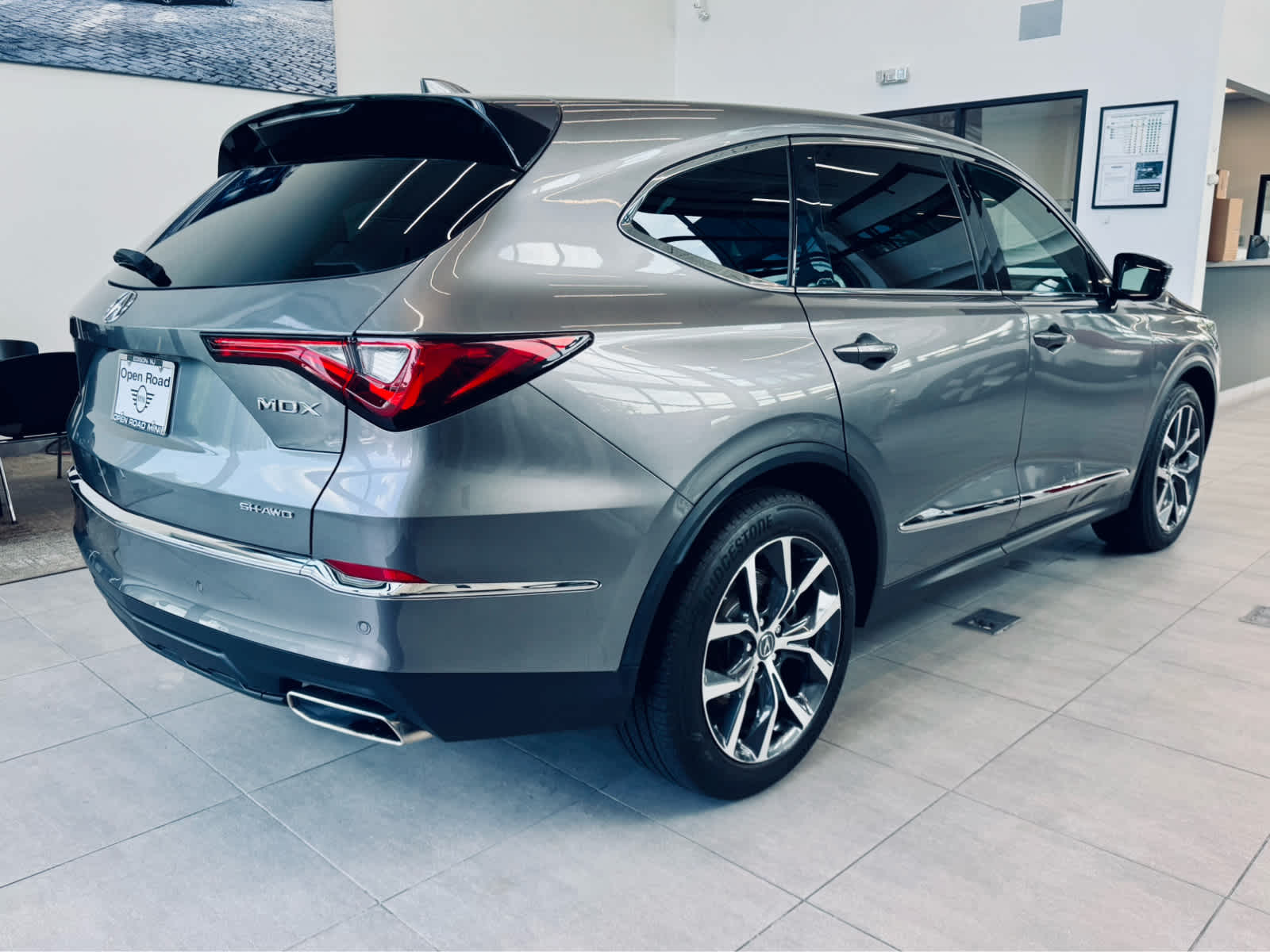 2024 Acura MDX SH-AWD w/Technology Package