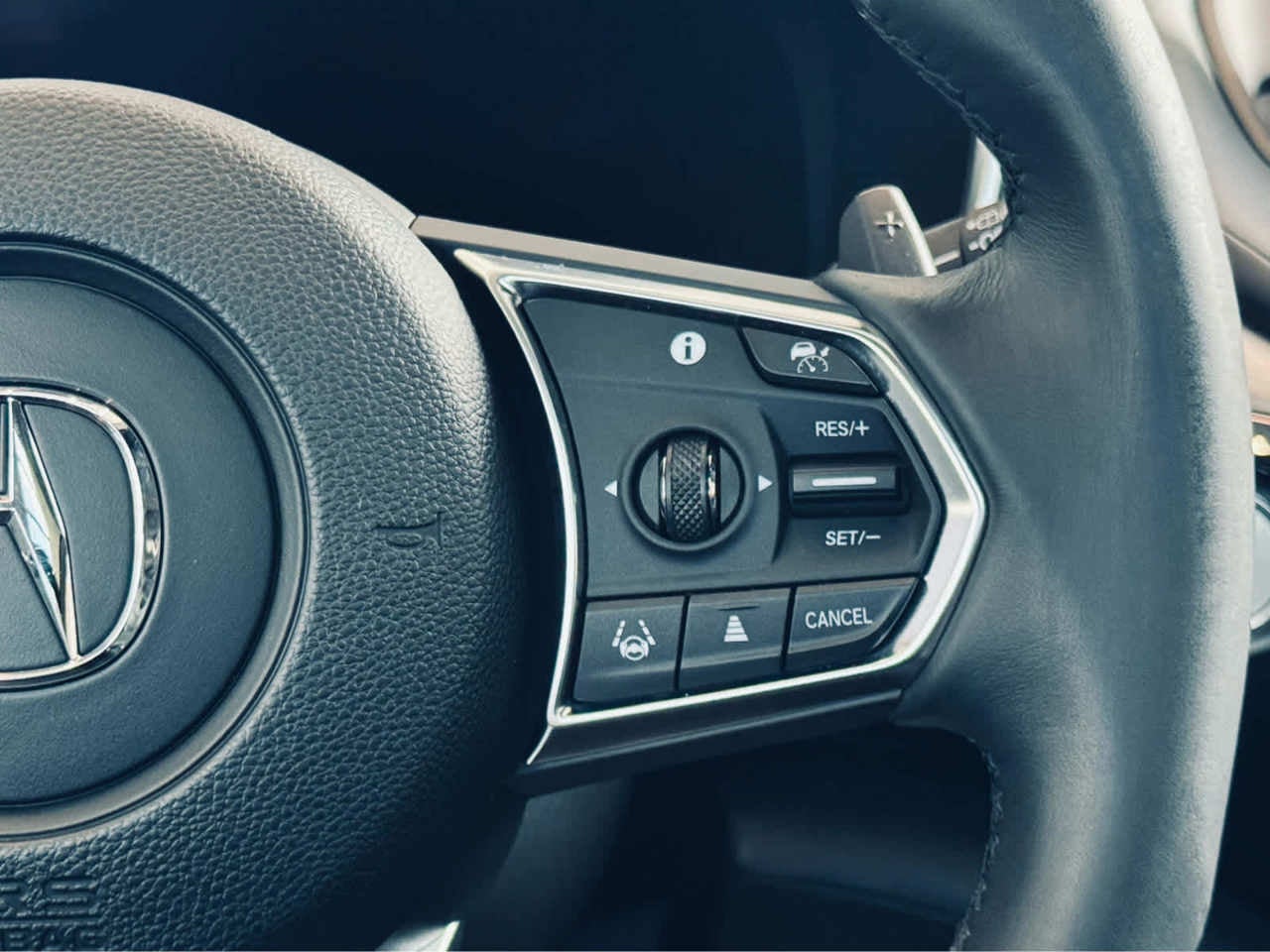 2024 Acura MDX SH-AWD w/Technology Package