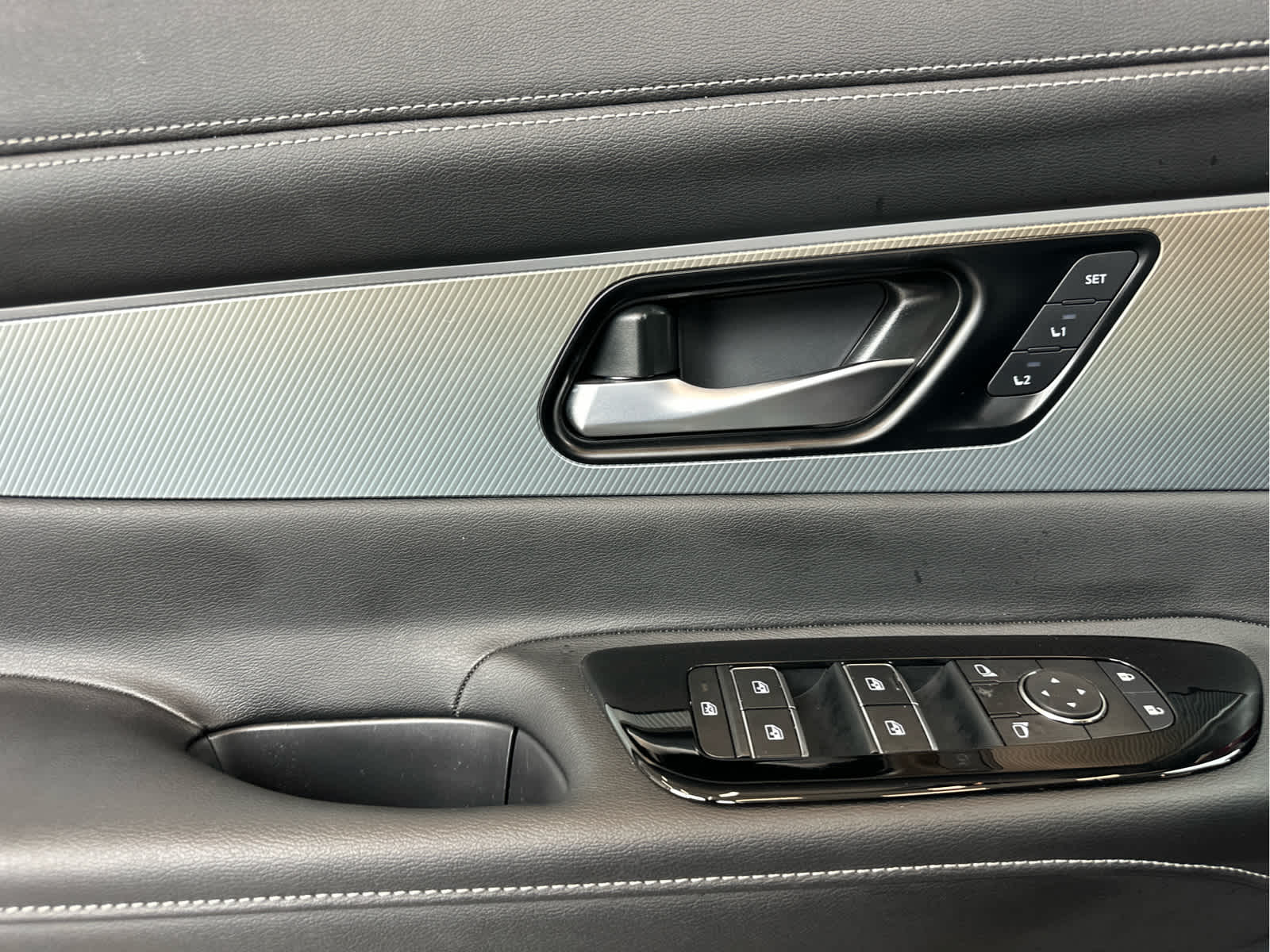 2025 Nissan Murano AWD SL