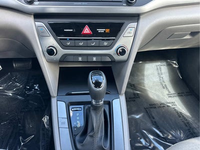 2017 Hyundai Elantra 4dr Sdn Auto SE PZEV