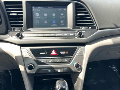 2017 Hyundai Elantra 4dr Sdn Auto SE PZEV
