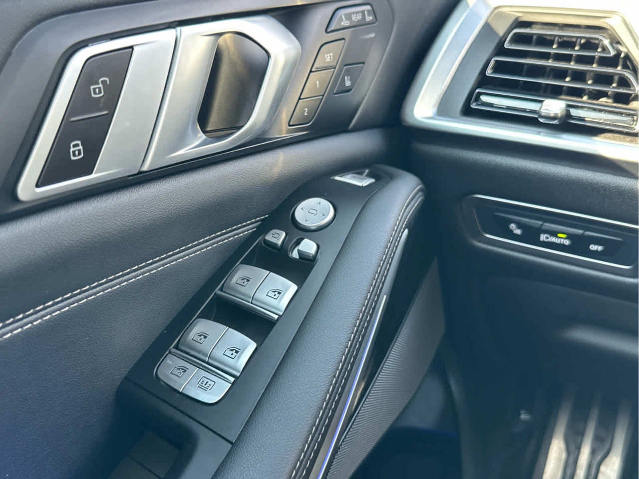 2024 BMW X7 xDrive40i Sports Activity Vehicle