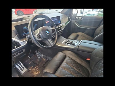 2024 BMW X7 xDrive40i Sports Activity Vehicle