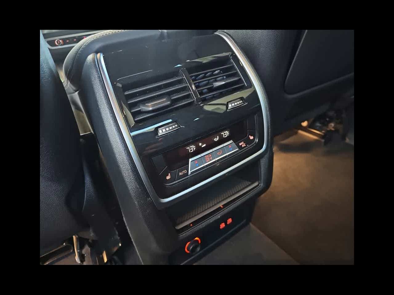 2024 BMW X7 xDrive40i Sports Activity Vehicle