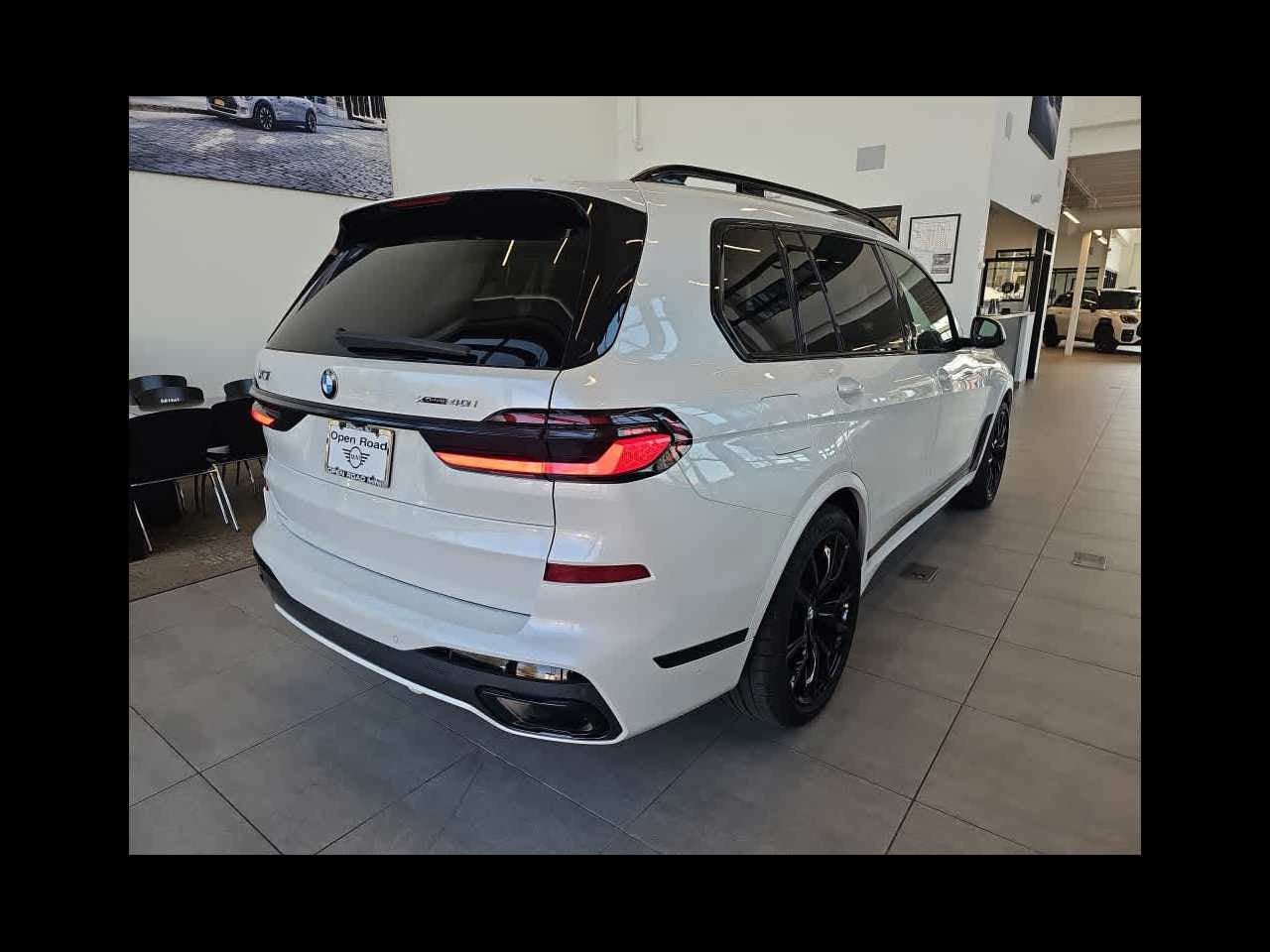 2024 BMW X7 xDrive40i Sports Activity Vehicle